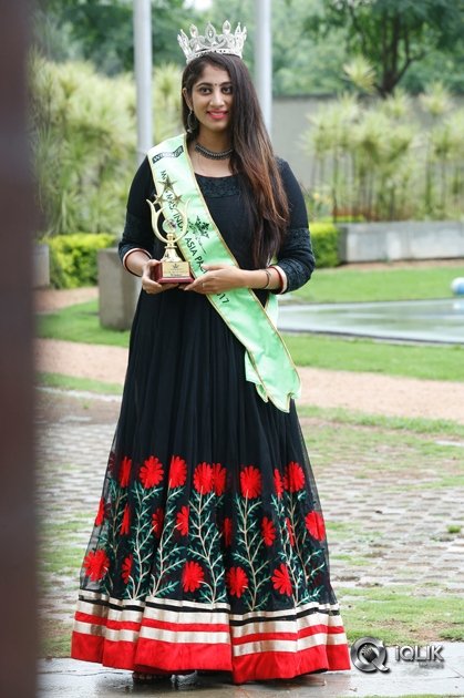 Miss-India-Asia-Pacific-Title-Winner-Manasa-Jonnalagadda